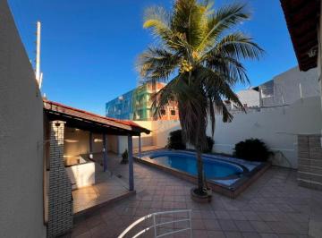 Casa · 381m² · 3 Quartos · 3 Vagas · Casa em Village Flamboyant, Cuiabá/MT de 381m² 3 quartos para locação R$ 4.500,00/mes