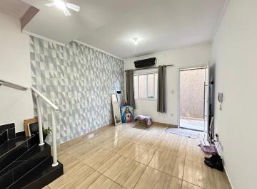 Casa · 57m² · 2 Quartos · 1 Vaga · Casa em Tude Bastos (Sítio do Campo), Praia Grande/SP de 57m² 2 quartos para locação R$ 1.900,00/mes