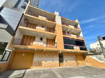 Apartamento · 115m² · 3 Quartos · Apartamento em , Laguna/SC de 115m² 3 quartos à venda por R$ 450.000,00