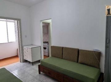 023fee595b6740904cc35239f9da6dfe85105082 · Excelente apartamento 1 dormitório prédio frente ao mar.