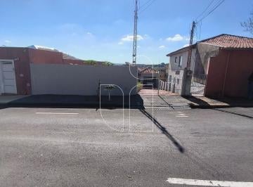 Casa · 110m² · 3 Quartos · 5 Vagas · Casa no Jardim Marília · 3 quartos