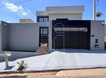 Casa · 160m² · 3 Quartos · 4 Vagas · Sobrado no Jardim Florença · 3 quartos · Piscina · Marília