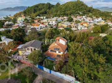 cda3b0c6 · Casa, 4 dormitórios, 220 m², em Morro das Pedras