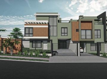 Casa · 134m² · 3 Quartos · Sobrado Triplex com 3 quartos no Bairro Portão