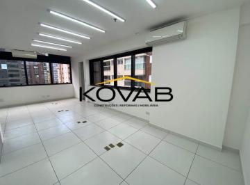 Comercial · 43m² · 1 Vaga · Seu Novo Escritório Premium em Moema! Sala Comercial de 43m² com Localização Imbatível.