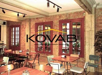 Comercial · 264m² · Conjunto comercial com renda, reformado com 264m² para Venda no Centro em frente ao Theatro Municipa