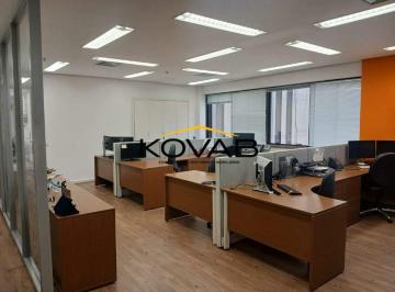Comercial · 258m² · 8 Vagas · Locação conjunto comercial 258m² - Berrini Sala Linda - OBS sala vai ficar com 80% da Mobilia!