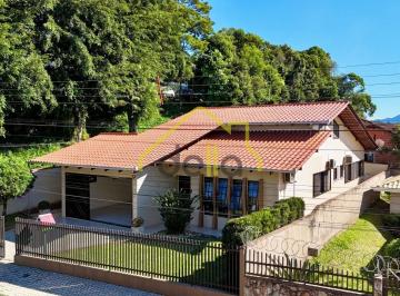 Foto 01 · Excelente casa plana averbada no Saguaçu !!