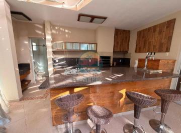 Casa · 300m² · 3 Quartos · 4 Vagas · Casa térrea com 3 suítes para locação no Reserva da Serra