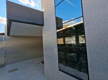 Casa de 3 quartos, Samambaia · Casa Moderna à Venda – Quadra 404, Samambaia Norte