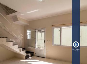 Casa · 69m² · 2 Quartos · 1 Vaga · Casa em Condomínio para Venda e Locação - Conforto