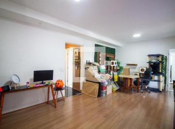 Localizado na vibrante cidade de São Paulo, este espaçoso apartamento no bairro · Apartamento à Venda - Chácara Santo Antonio, 3 Quartos, 105 m2