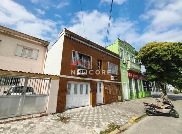 Casa · 101m² · 3 Quartos · 3 Vagas · Sobrado em  Rua Doutor Manoel Tourinho - Macuco - Santos/SP