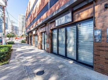 Comercial · 130m² · Loja na Rua Coronel Domingos Ferreira, N. 323 - loja 2 • 130 m²
