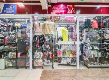 Comercial · 10m² · Loja em galeria na Avenida dos Jequitibás, N. 101 - box 18/20 • 10 m²