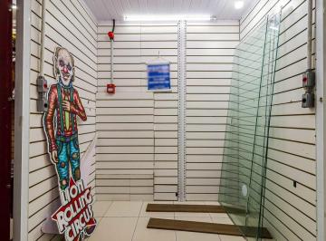 Comercial · 5m² · Loja na Avenida dos Jequitibás, 101 - box 10 • 5 m²