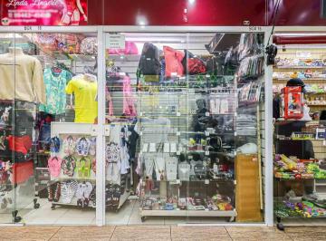 Comercial · 10m² · Loja em galeria na Avenida dos Jequitibás, N. 101 - box 16/18 • 10 m²