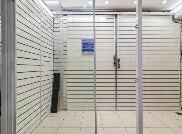Comercial · 10m² · Sala comercial na Avenida dos Jequitibás, N. 101 - box 17/19 • 10 m²