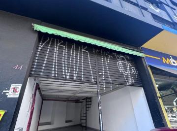 Comercial · 73m² · Loja na Avenida Prestes Maia, N. 444 • 73 m²