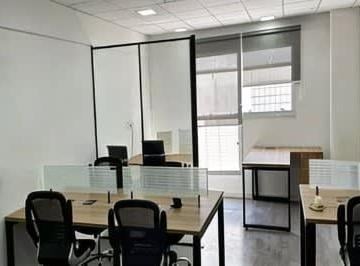 Comercial · 63m² · 2 Vagas · Sala comercial na Rua Baronesa de Bela Vista, N. 675 - Conjunto 31 • 63 m²