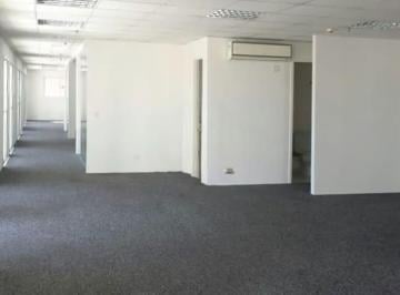 Comercial · 40m² · 1 Vaga · Sala comercial na Rua Barão do Triunfo, N. 427 - Conjunto 607 • 40 m²