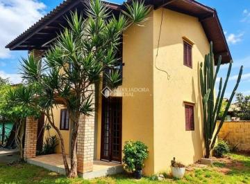 Casa · 140m² · 2 Quartos · 2 Vagas · Auxiliadora Predial aluga, Casa 2 dormitórios, 2 banheiros, sem mobilia, situada no bairro Campeche