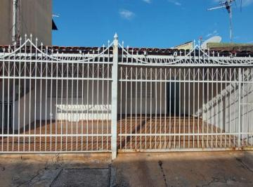 Casa de 3 quartos, Guará · Venda casa Guará II QE 38 3 quartos sala 2 vagas de garagem área útil de 120 metros