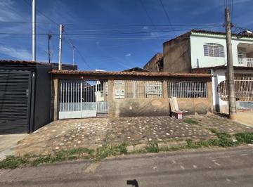 Casa de 3 quartos, Taguatinga · OPORTUNIDADE EM TAGUATINGA NORTE – AO LADO DO JK SHOPPING