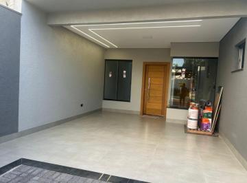 Casa de 3 quartos, Maringá · Casa no Jardim Araucária