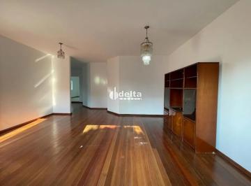 Casa · 360m² · 3 Quartos · 3 Vagas · Casa com 3 quartos sendo 2 suítes disponível para locação Bairro Santa Mônica-Uberlândia-MG