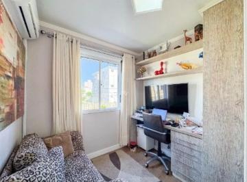 Apartamento de 3 quartos, Porto Alegre · Apartamento em Humaitá