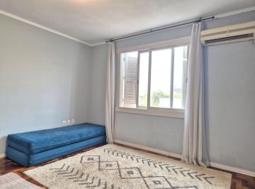 Apartamento de 3 quartos, Porto Alegre · 3 Dormitórios reformado