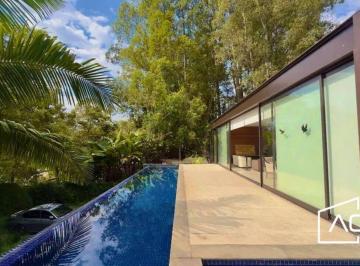 876546cdd67891b9ca3524233542585ed70c2f5a · Linda casa Tamboré I