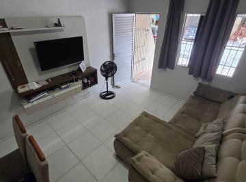 Casa · 75m² · 2 Quartos · 1 Vaga · Village à venda em Dias d'Ávila, 2 quartos, com energia solar e garagem coberta – Excelente localiza