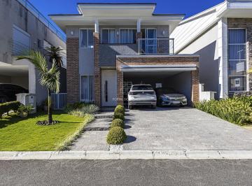Casa · 373m² · 3 Quartos · 2 Vagas · Condomínio Club Residence Edelweiss
