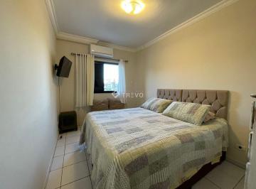 6o6l7pg2yti0nge0yzm0ywy3_md · Apartamento em prédio pé na areia com 2 dormitórios à venda no Maitinga.