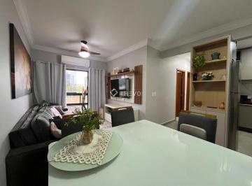 2wrmdc2ytm1nzfmndq0mtk4_md · Lindo apartamento com 3 dormitórios com 2 vagas de garagem prédio frente mar.