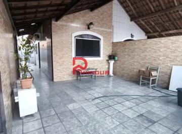 Casa · 73m² · 2 Quartos · 2 Vagas · Casa para alugar em Anhanguera de 73.00m² com 2 Quartos, 1 Suite e 2 Garagens
