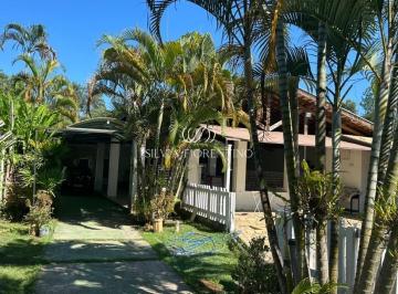 Casa · 2000m² · 3 Quartos · 1 Vaga · Casa para venda em Caçapava Velha de 2000.00m² com 3 Quartos, 1 Suite e 1 Garagem