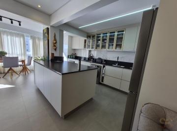Apartamento · 95m² · 2 Quartos · 1 Vaga · Apartamento para venda em Centro de 95.00m² com 2 Quartos, 1 Suite e 1 Garagem