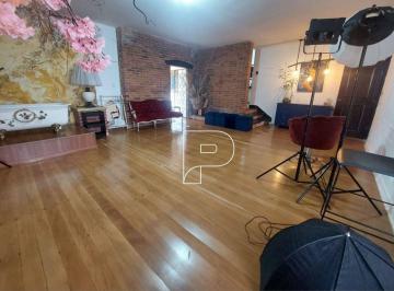 Casa · 219m² · 3 Quartos · 12 Vagas · Casa para venda em Vila Santo Antônio de 219.00m² com 3 Quartos, 1 Suite e 12 Garagens