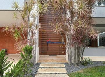 Casa · 600m² · 5 Quartos · 3 Vagas · Casa de Condomínio para alugar em Barra Da Tijuca de 600.00m² com 5 Quartos, 5 Suites e 3 Garagens