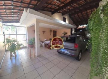 7797fa4f70c65920edf90034f4f2283fb05649cf · Casa com 2 quartos, 2 vagas de garagem em excelente localização no Canto do Forte.