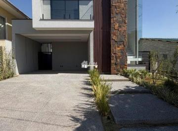 Casa de 3 quartos, Santana de Parnaíba · Locação R$: 17.500 New Ville