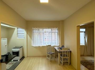 Apartamento · 43m² · 1 Quarto · Apartamento 1 dormitório com 43 m² no Centro histórico