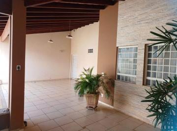 Casa · 318m² · 3 Quartos · 4 Vagas · Casa para venda em Jardim Terra Branca de 318.00m² com 3 Quartos, 1 Suite e 4 Garagens