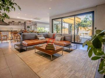 Foto 15 · Casa de alto padrão em condomínio de luxo em Barueri-SP, Residencial Tamboré: 5 quartos, 4 suítes, 3