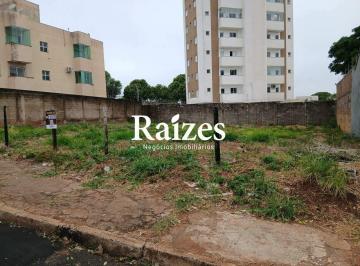 Terreno · 720m² · Lote de 720 m² com 24 x 30 m