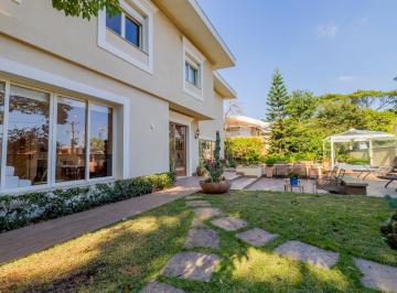 1673c594-75bf-46b5-948b-849a5c46f99c · Atraente casa para venda em Pacaembu com 5 quartos, sendo 5 suítes, 895m²