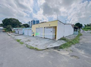 Casa · 120m² · 2 Quartos · 3 Vagas · Casa Padrão próximo a faculdade nilton lins, e da praça de alimentação casa com 2 quartos e 3 vagas 